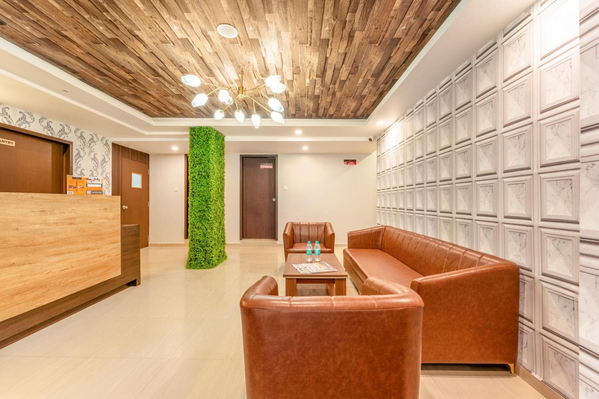 Metropolis Business Hotel Панаджи Экстерьер фото