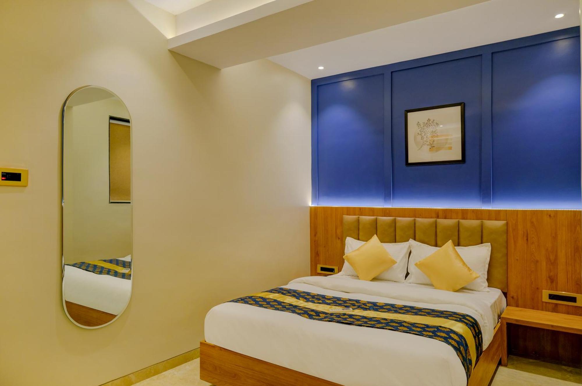 Metropolis Business Hotel Панаджи Экстерьер фото